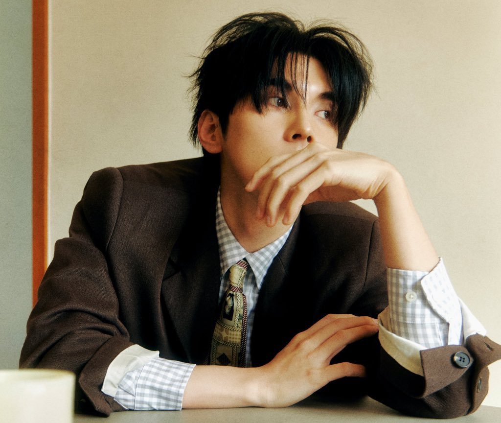 hispages tweet media