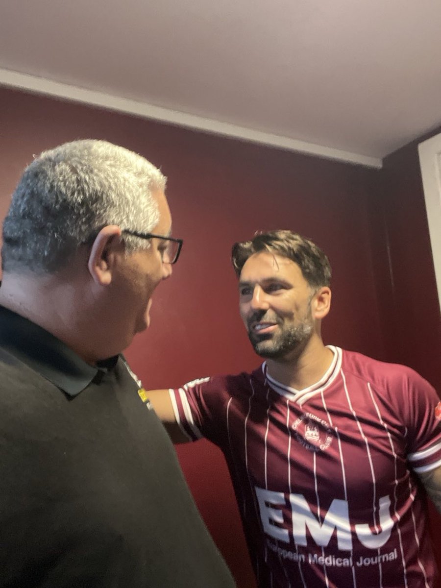 Ian Abrahams (Moose) tweet media