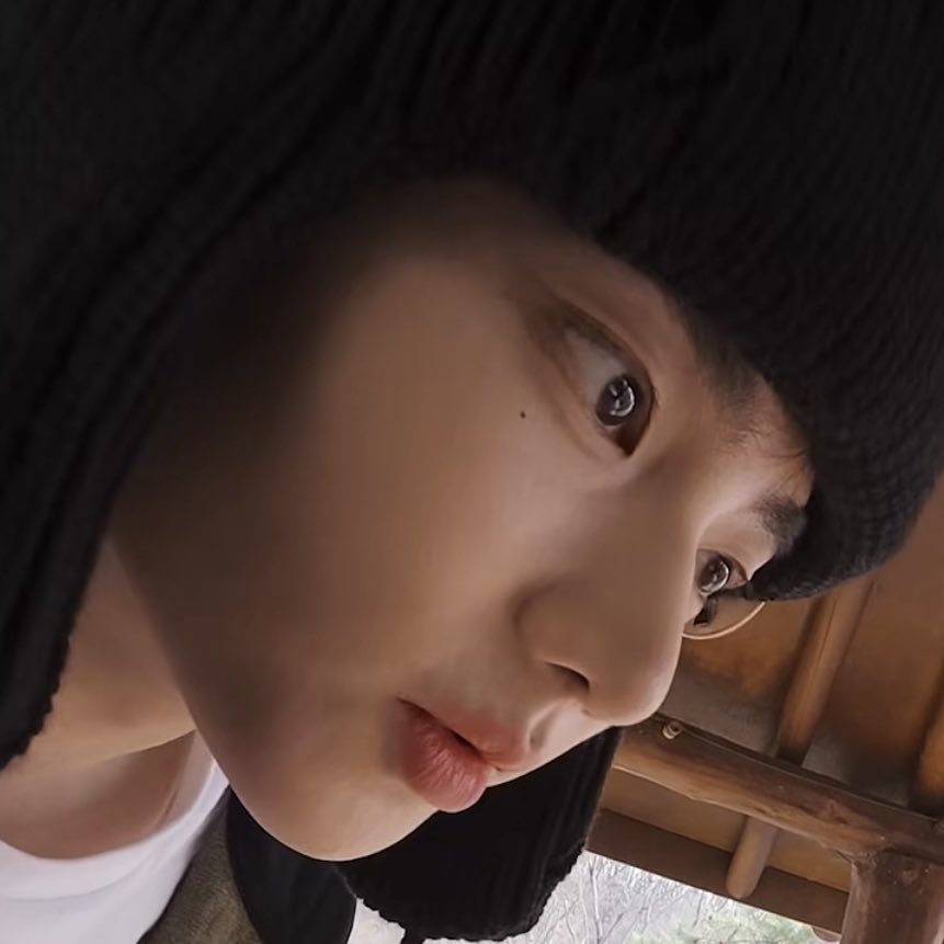 누덕이.... tweet media