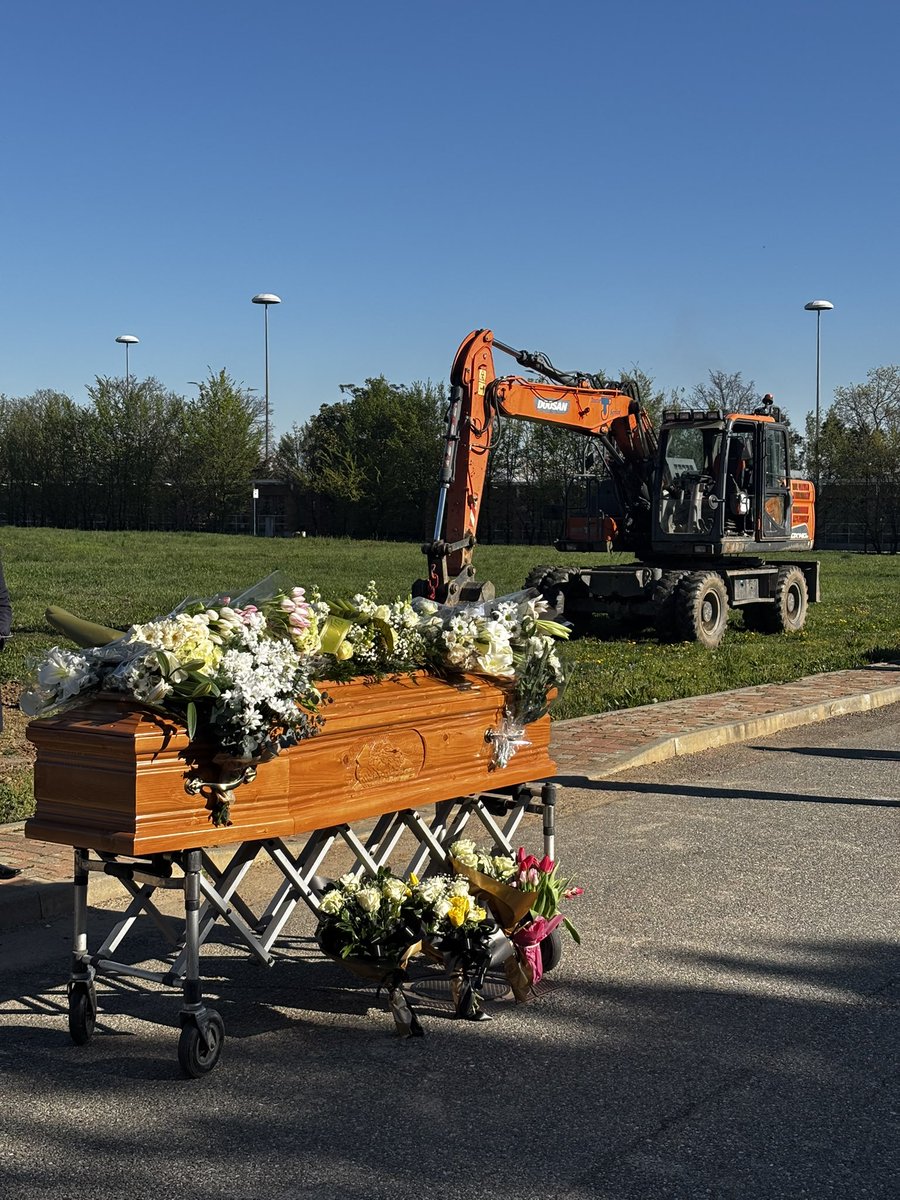 تماس شبانه tweet media