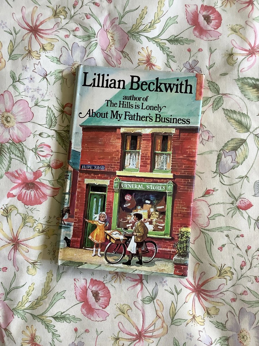 WatsonsVintage's tweet image. This looks like such an interesting read. RARE Vintage 1971 First Edition Copy of 'About My Father's Business' Book by Lillian Beckwith in Hardback - Illustrations by Douglas Hall etsy.me/4dpz8pw via @Etsy #RareBooks #booklover #VintageBooks #FirstEditions #1971Gift