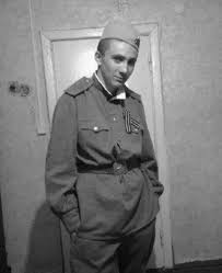 Голова tweet media