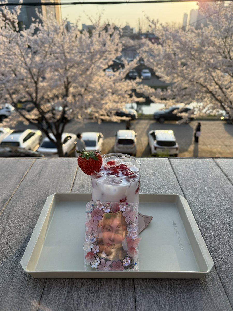 쭈허닝🍀 tweet media