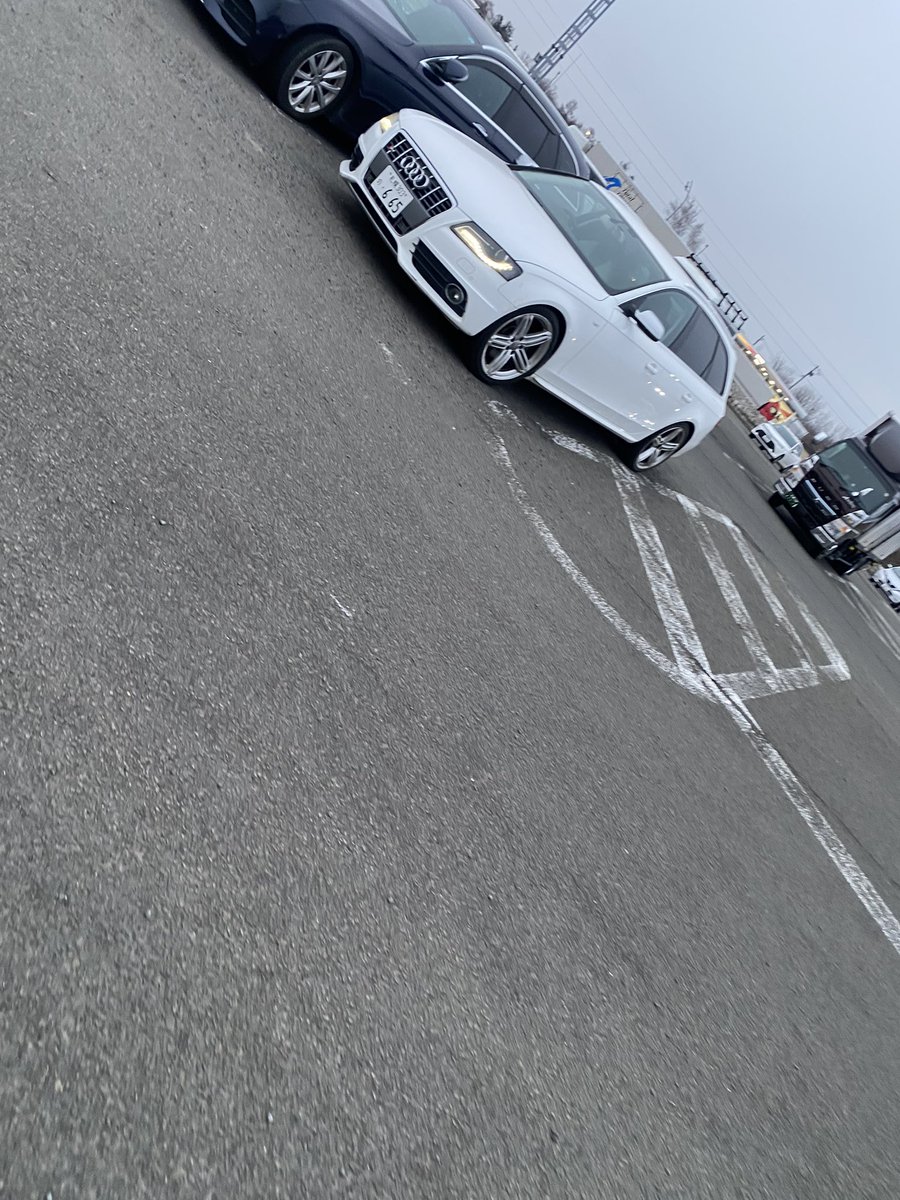 タカハシ tweet media