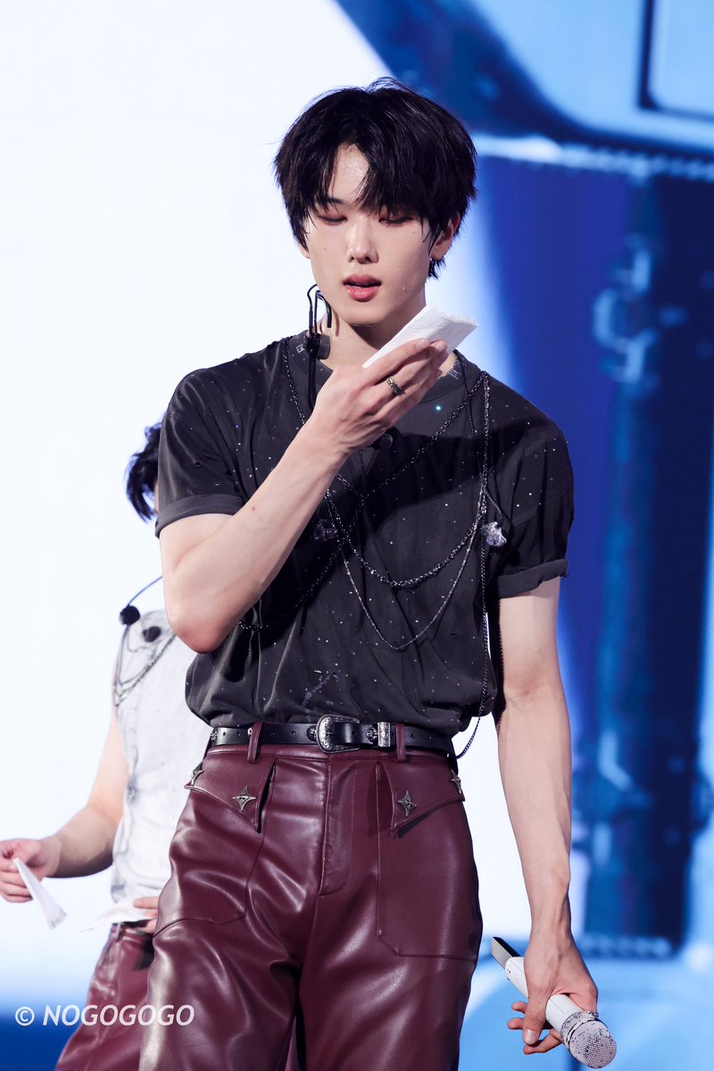 NOGOGOGO tweet media