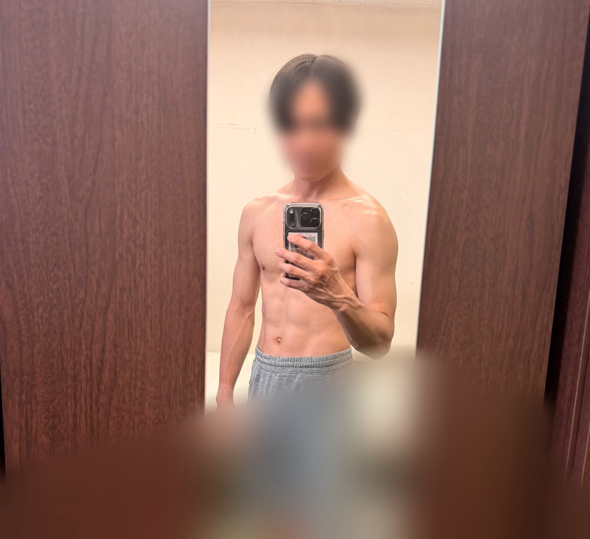 ありさか tweet media