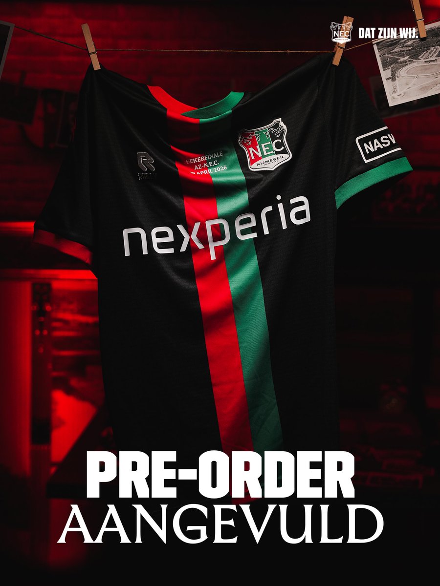 necnijmegen's tweet photo. ℹ️ De eerste pre-order van het bekerfinale-shirt was in de populairste maten binnen een half uur ‘uitverkocht’. 

Let op: de meeste maten zijn weer aangevuld, scoor nu jouw bekerfinale shirt!

https://t.co/tyVlUdcbbY

#SamenAchterNEC https://t.co/x7SkqO8QgU