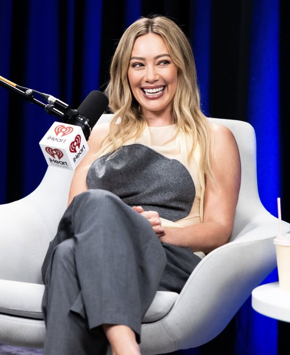 best of hilary duff tweet media