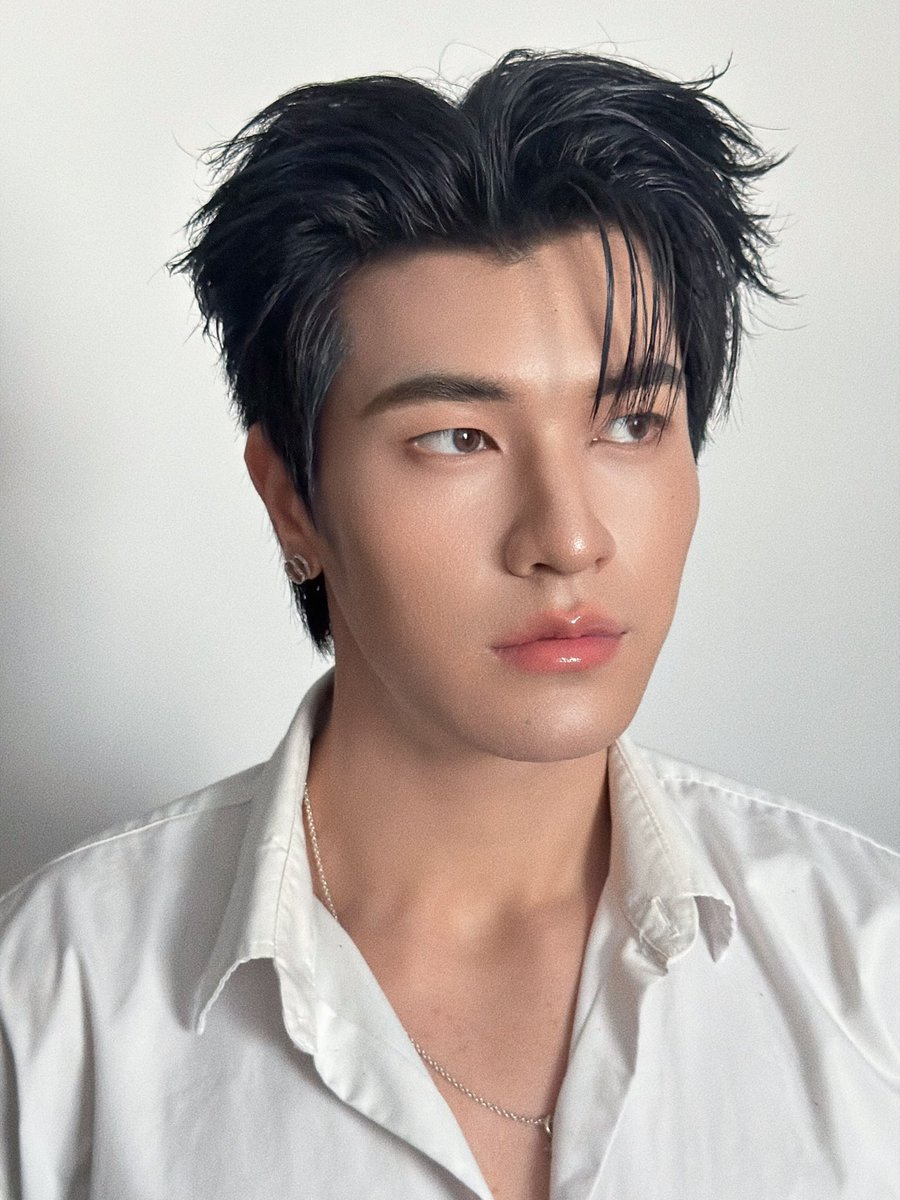 Thanatop.makeupb tweet media