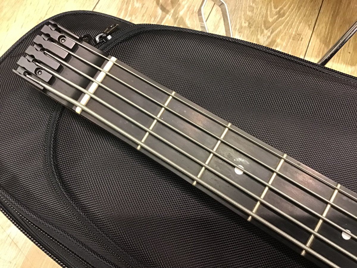 イシバシ楽器福岡店の今日の買取】 Bacchus/WOODLINE HEADLESS 5 BLK