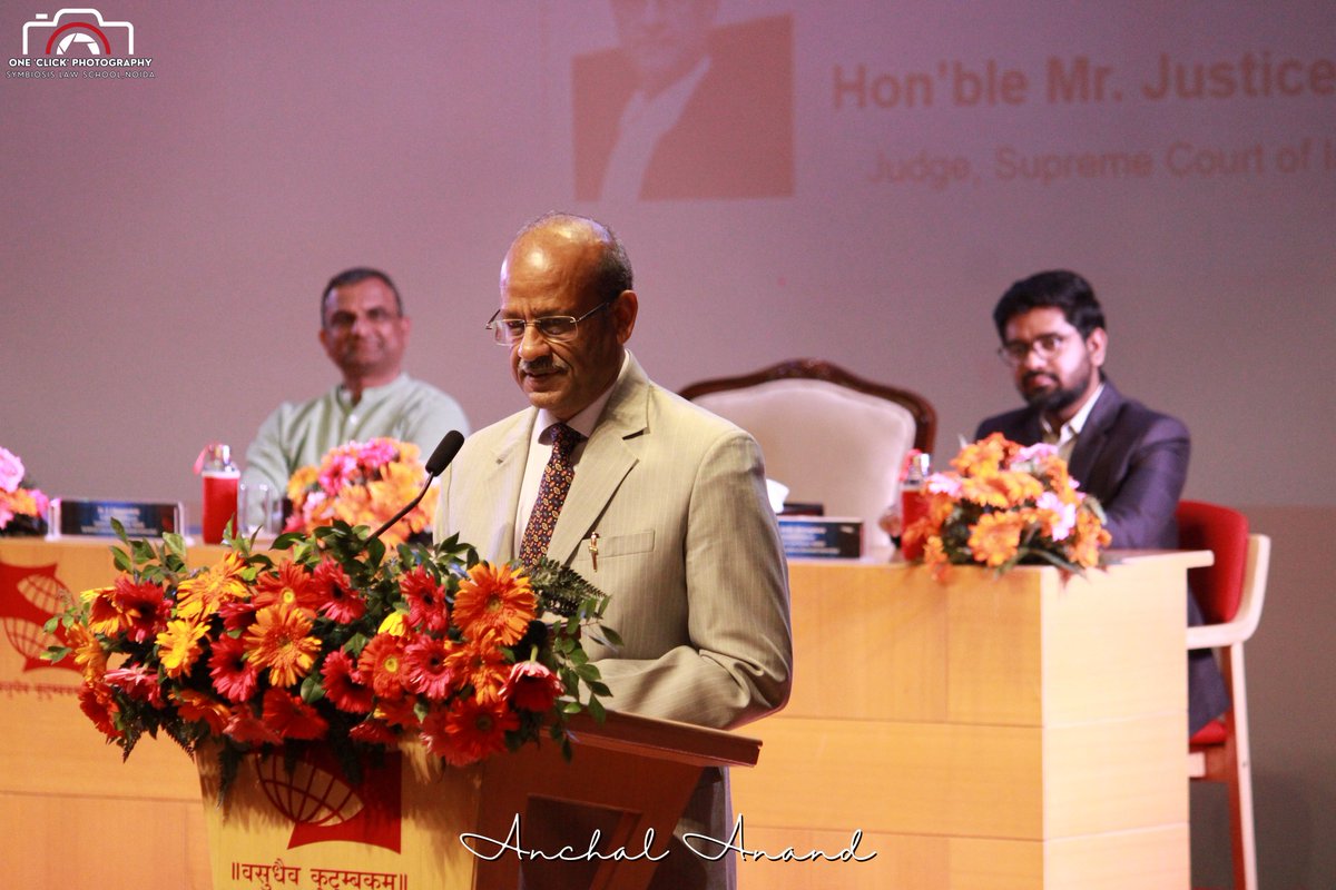 LawNoida's tweet image. Throwback to 30 Mar 2025 – SLS NOIDA hosted the Finals of its 1st National Moot, ending with a prize ceremony graced by Justice Rajesh Bindal.
.
.
.
#throwback #slsnoida