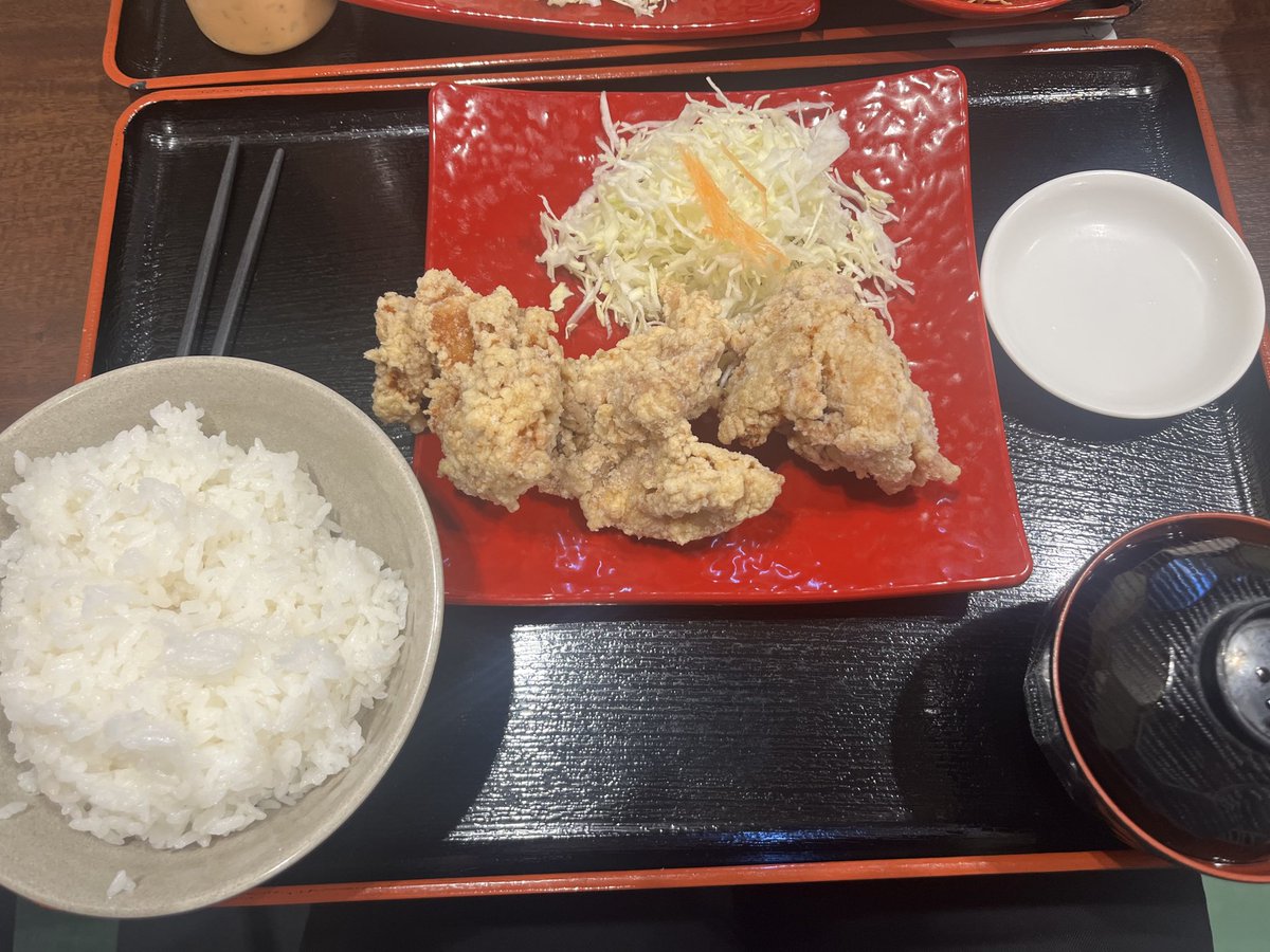 ぽ tweet media
