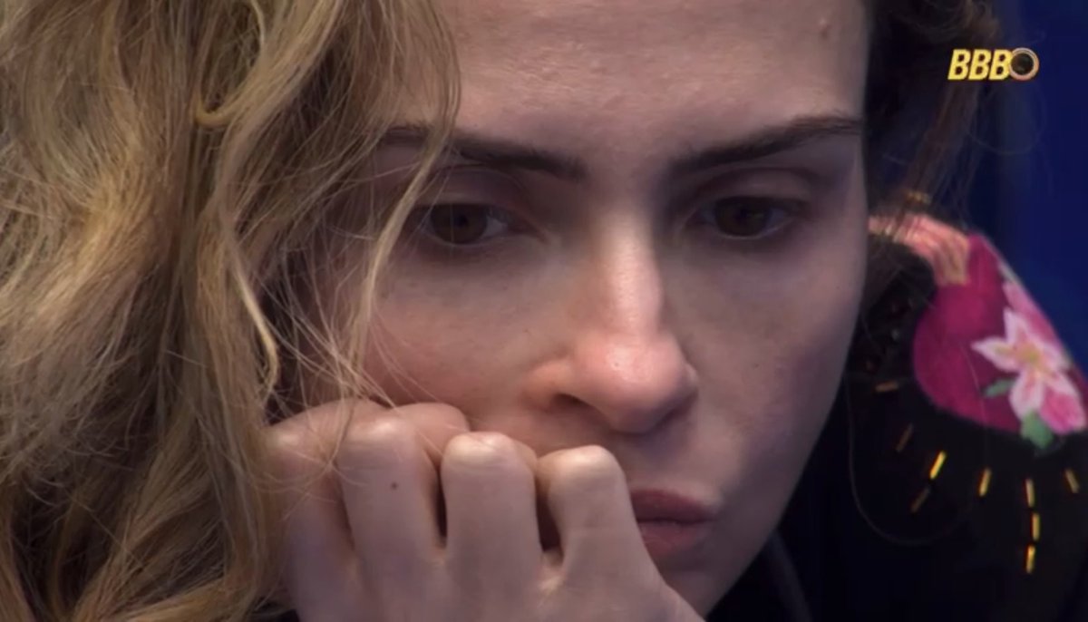 carol oliva 🚩 tweet media