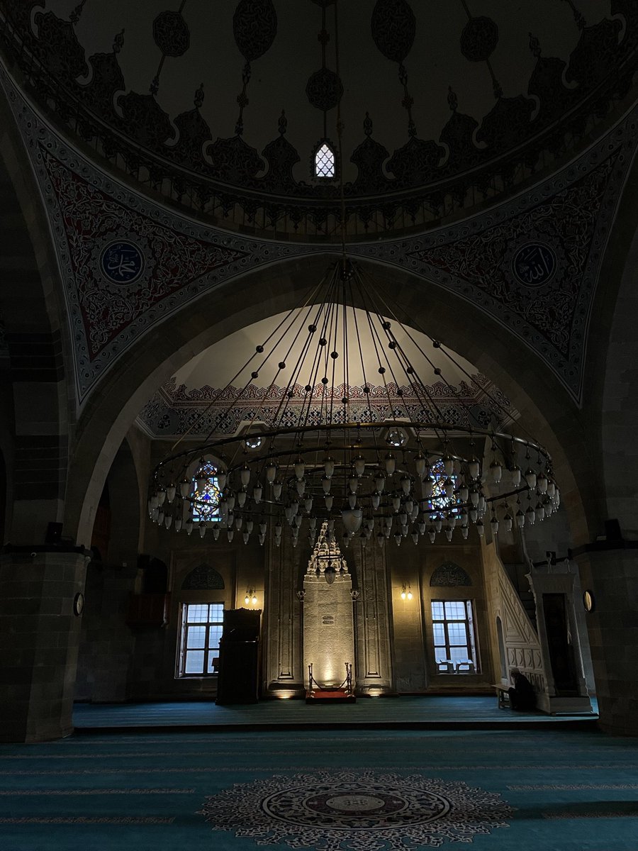 camideyiz.biz tweet media