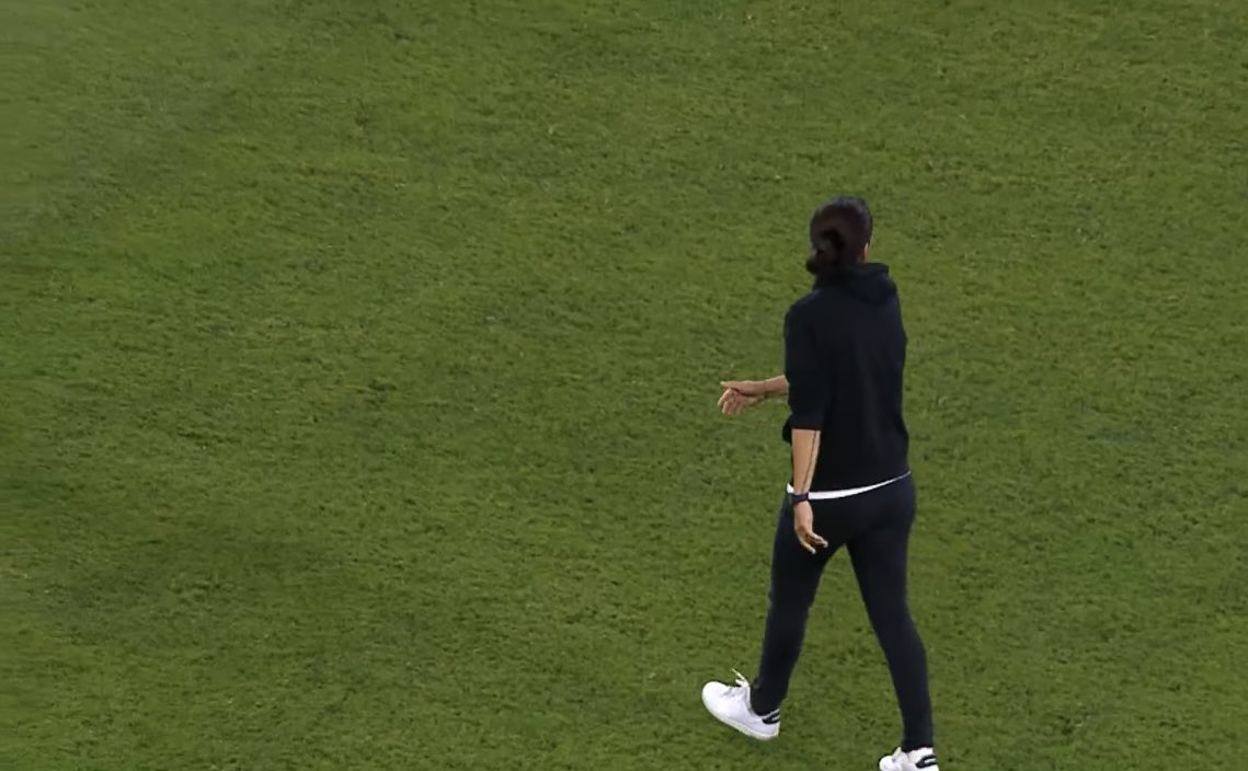 15 Jornadas | 12 Triunfos | 3 Empates
11 Partidos colgando el cero.
El equipo de Amandine Miquel.