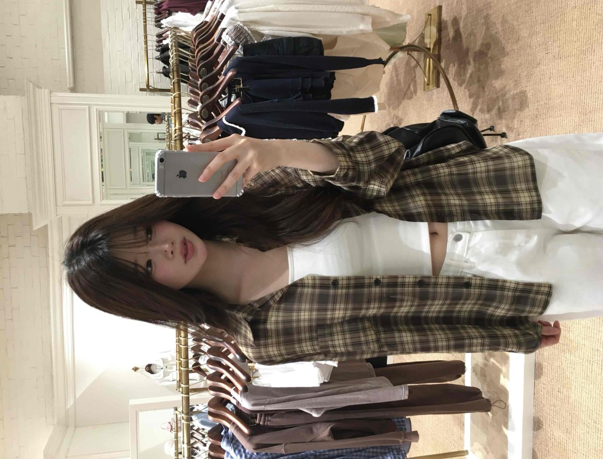 mynameisjiiye's tweet photo. 휘뚤마뚤 입기 좋은 1만 원대 체크셔츠 모음♡ https://t.co/JVMsVkMX64