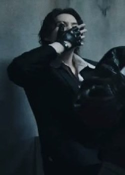 でデ🥢🐂🍜 tweet media