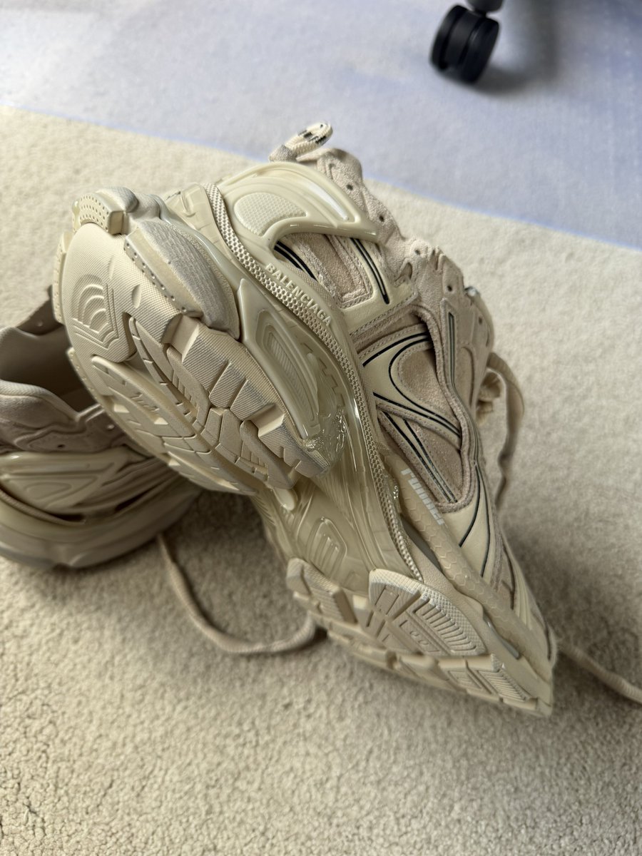 通透 Lee tweet media