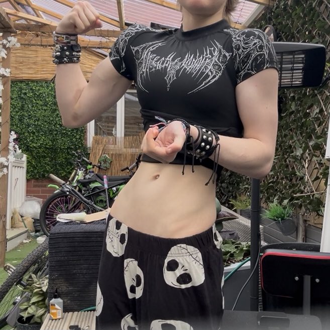 𓊆ྀི ♯ 𝑗𝑢𝑙𝑖 𝄞⨾💿✮˚.⋆𓊇ྀི tweet media