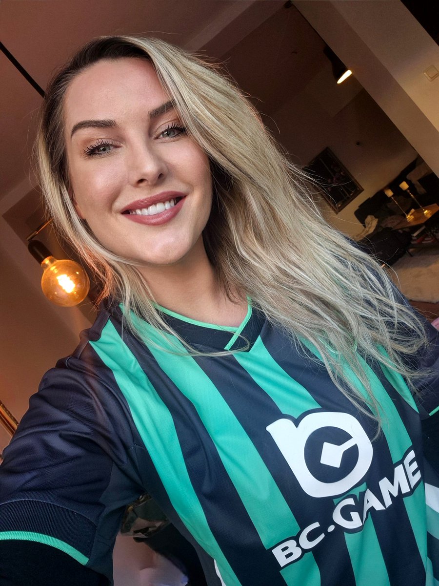 𝓜𝓲𝓼𝓼 𝓡𝓸𝓼𝓮 ⚘️ tweet media