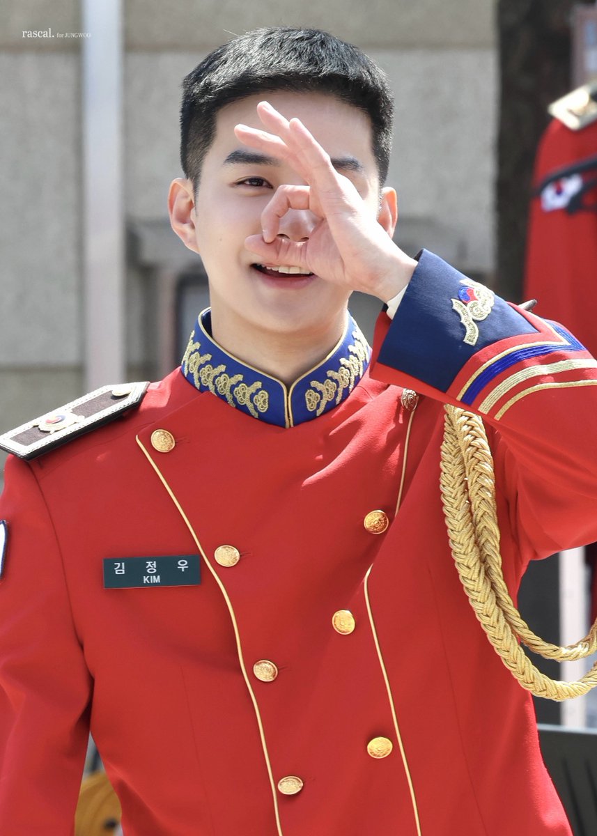 ras_cal12's tweet photo. 260402 광운대 ROTC #정우 #JUNGWOO

강아디 코🐶 https://t.co/s1s8ZW4ODq