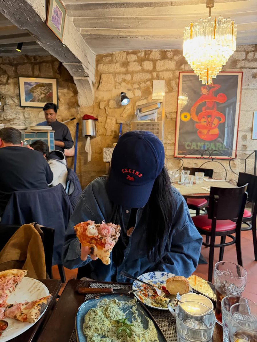 𝖡𝖺𝖾. tweet media