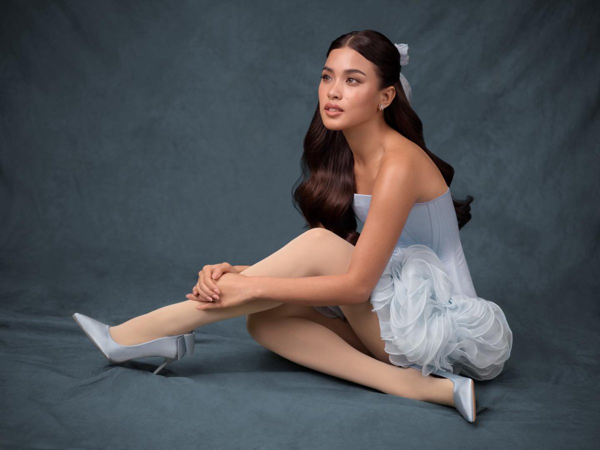 SHUVEE X MET TATHIONE

"Padayun sa gugma, bisag dili pirmi klaro,
bisag usahay makalibog ug makapaluya.
Padayun lang, hinay-hinay lang gud,
kay ang tinuod nga gugma, di man gyud na dali.

May you continue to glow from the inside out. 💙

@/met_tathione"

Let's show some love