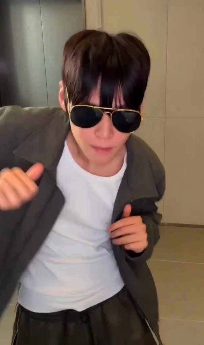 เจนนิเฟ่อ tweet media