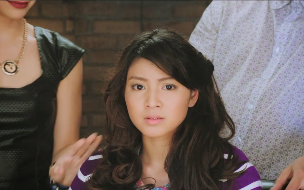 manic pixie dani girl tweet media