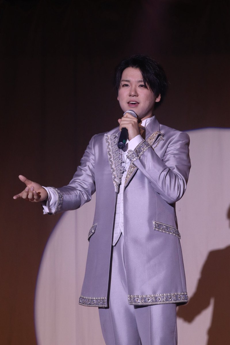 2026.3
岩手県一関市にある#山桜桃の湯 さんで、初めて大衆演劇の現場に参加させていただきました♪
松井誠座長とのご縁でお世話になっている#下町かぶき組 さんで勉強させていただける幸せを噛み締めながら、必死に1ヶ月間舞台に立たさせていただきましたこと、本当に感謝しかありません☺️