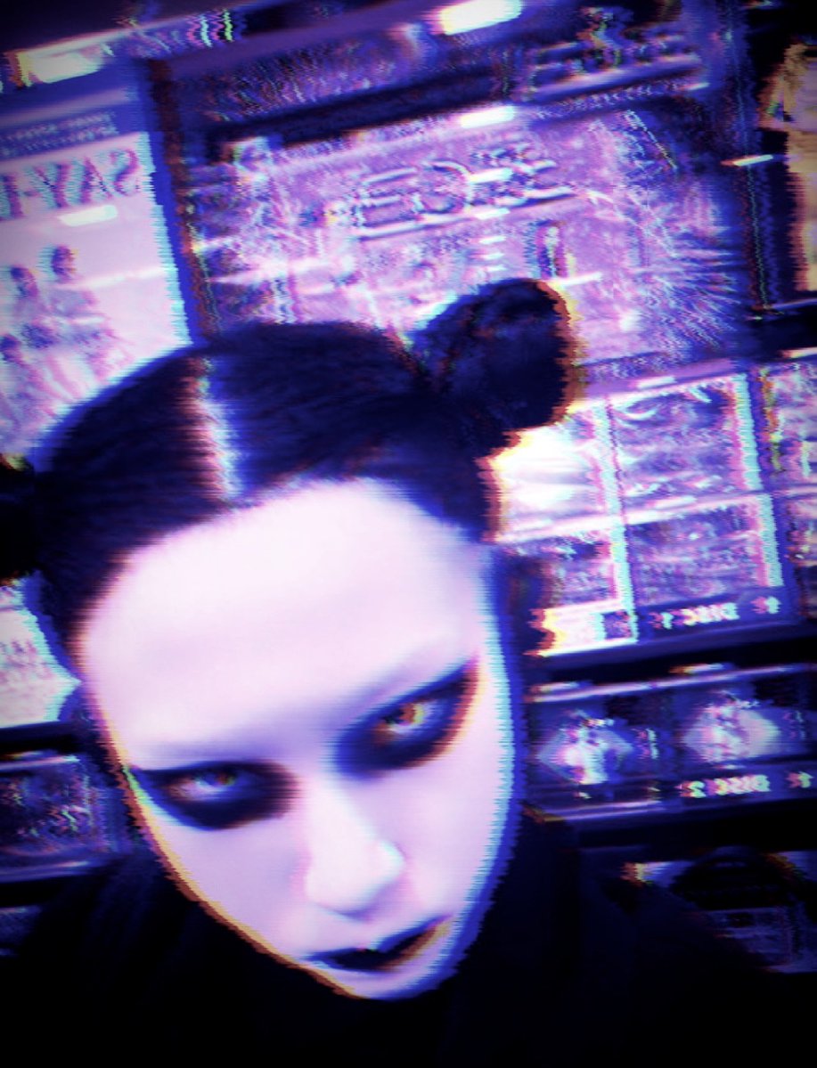 404ERROR tweet media