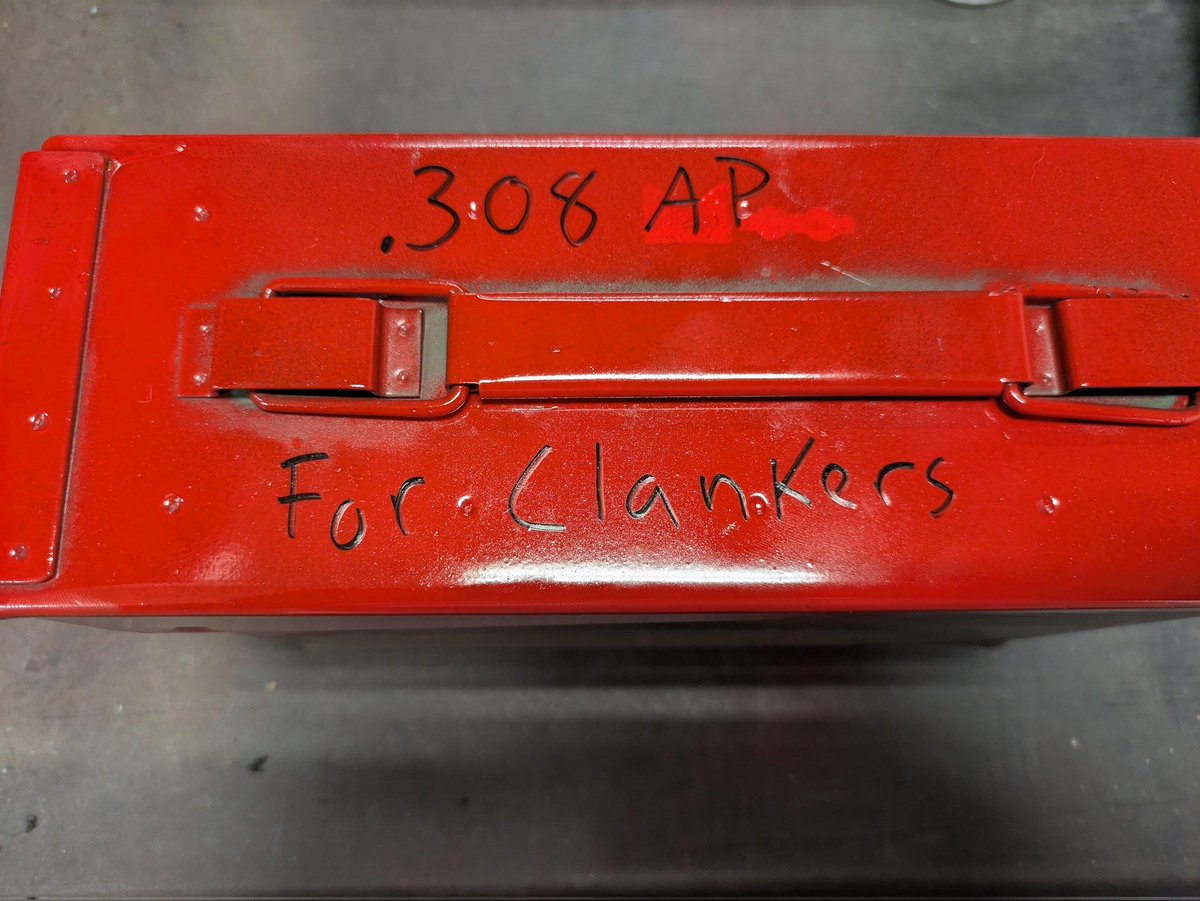 Rusty the White. (still unknowable) tweet media