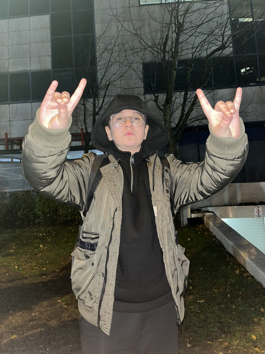 Magnificence tweet media