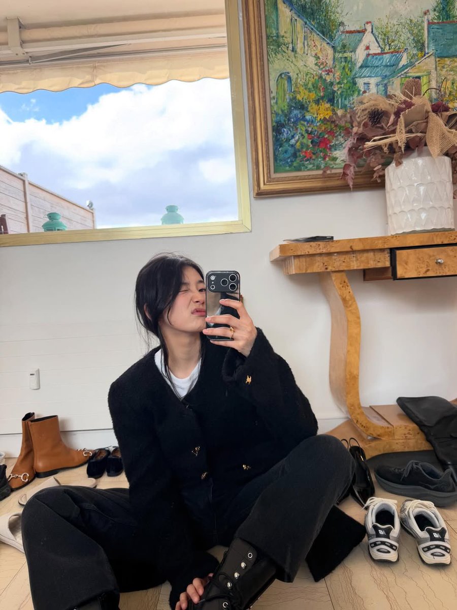 𝖡𝖺𝖾. tweet media