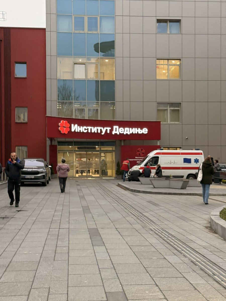 Jezičara tweet media