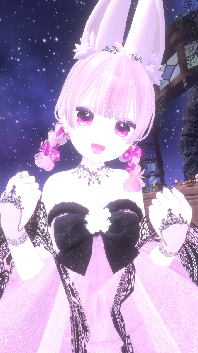 konnyakupeach's tweet photo. エイプリルフールとゆうことでオーナーと一緒にキャストやらせていただきます！
普段はカッコよくボーイしてるけど4月だから私たちにも会いに来てください🍸
かわいいドレスでるんるんです💃 https://t.co/Tp7BKhgtQd