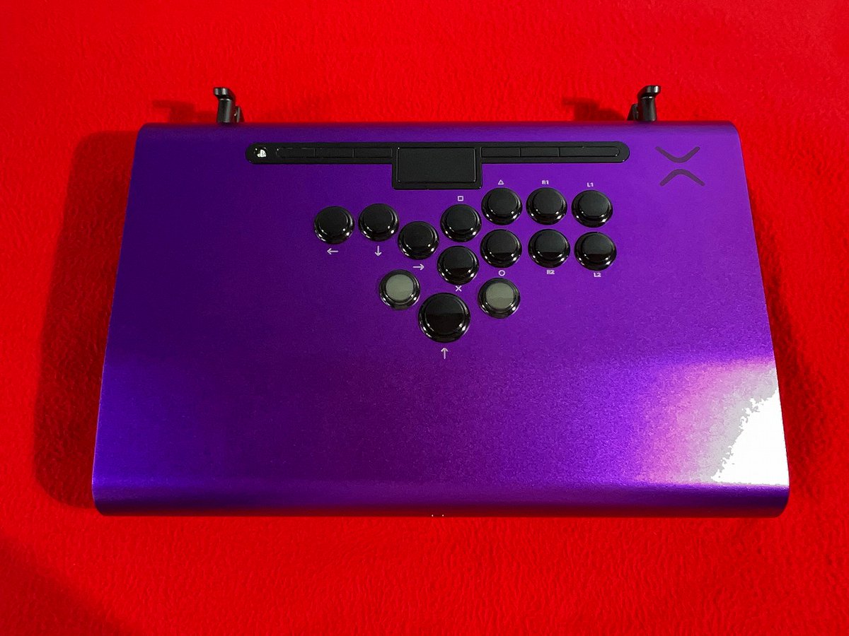 GAMING_okayama's tweet photo. victrix pro fs-12 proボタン SELECT(TP)ボタン増設カスタムになります。ご依頼ありがとうございました。

#victrix
#アケコンカスタム https://t.co/VyoIpW9T5x
