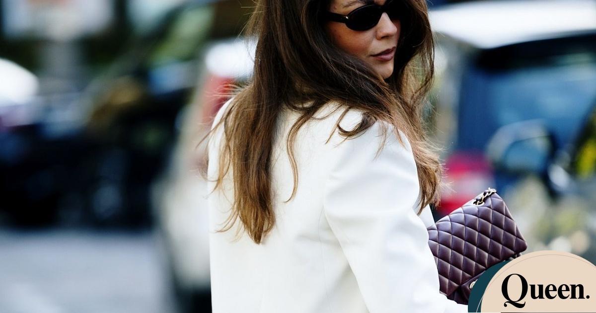 Queen.gr tweet media