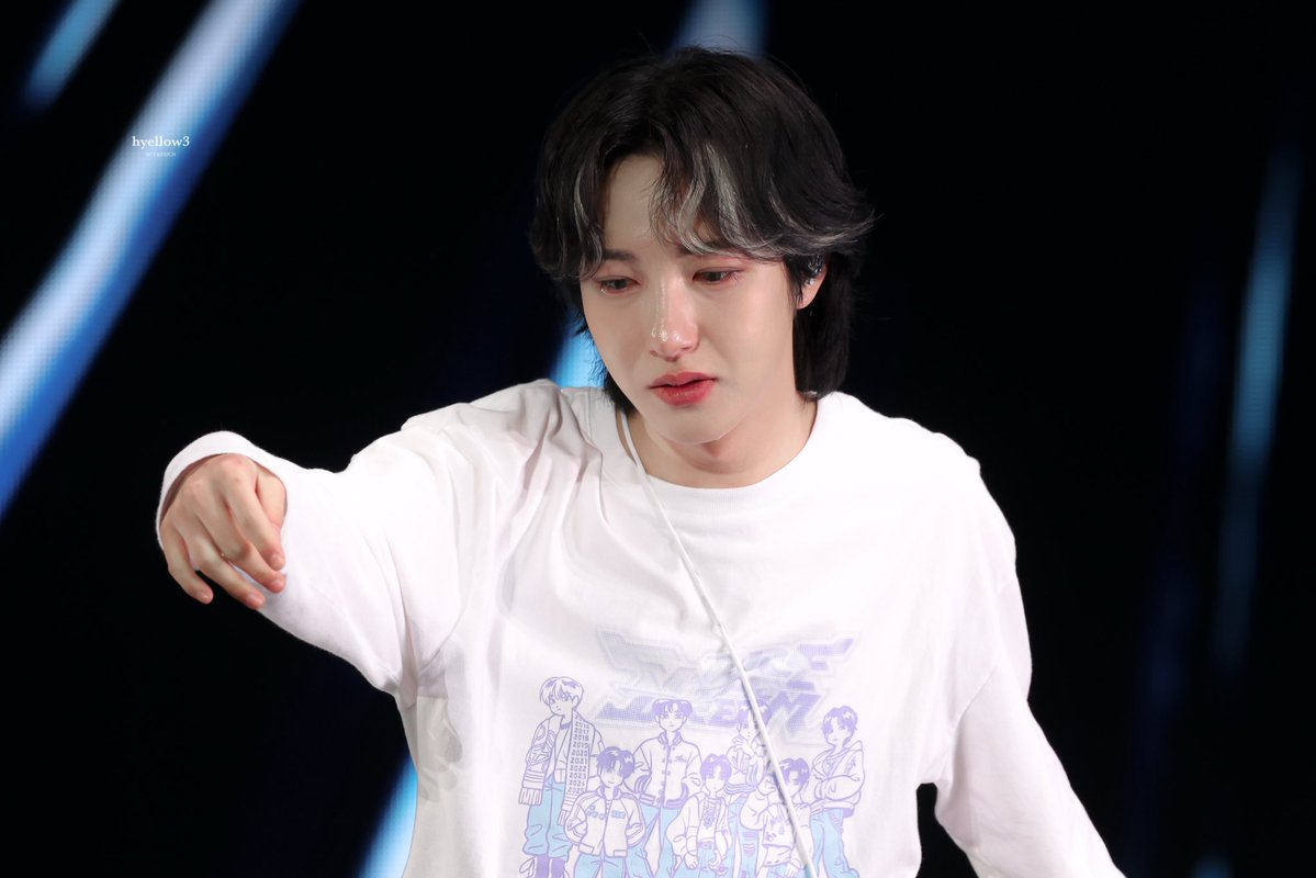 𝐡𝐲𝐞𝐥𝐥𝐨𝐰𝟑 tweet media