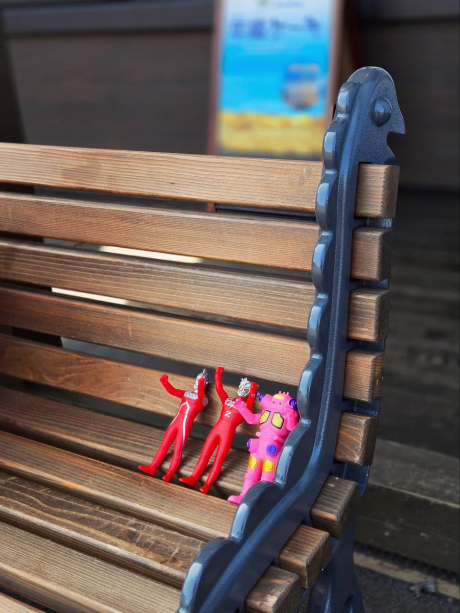 まおすけ tweet media