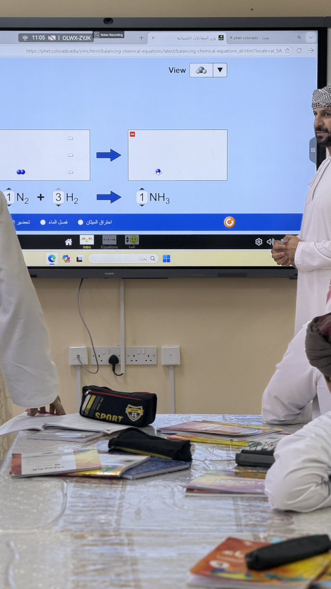 AlmuriLrc's tweet photo. توفر بيئة مركز مصادر التعلم الأدوات اللازمة لتفعيل التطبيقات التعليمية في الواقع الإفتراضي؛ وتوافر أجهزة الحاسب الآلي والإنترنت تمكن الطلاب من الممارسة العملية وتطبيق مباشر للدرس؛ مما يمكنهم من فهم أسرع لمحتوى المادة العلمية بصورة فعالة.

@lrc_dhr 
@ictoman https://t.co/VYOsKsnYVm