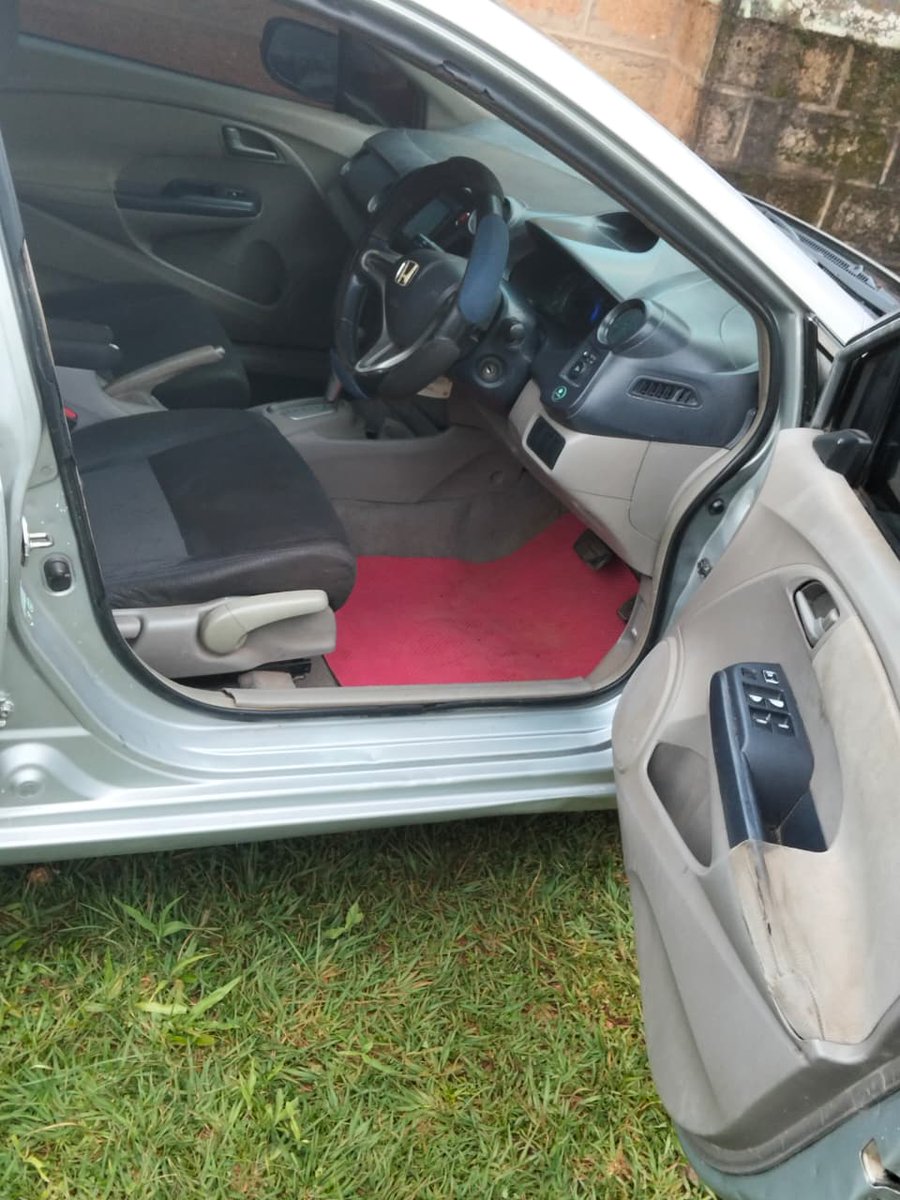 Embu Car Deals🗨 tweet media