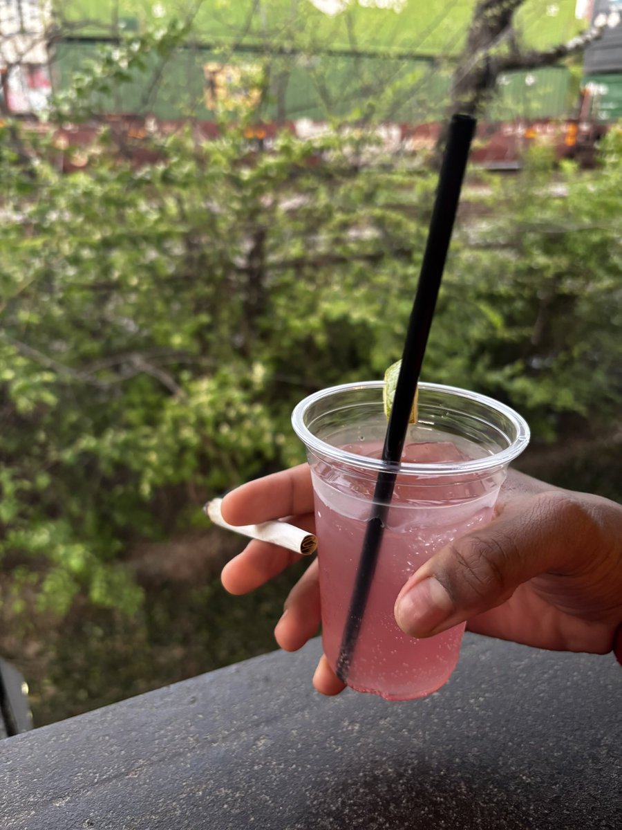 billieee 🫂 tweet media