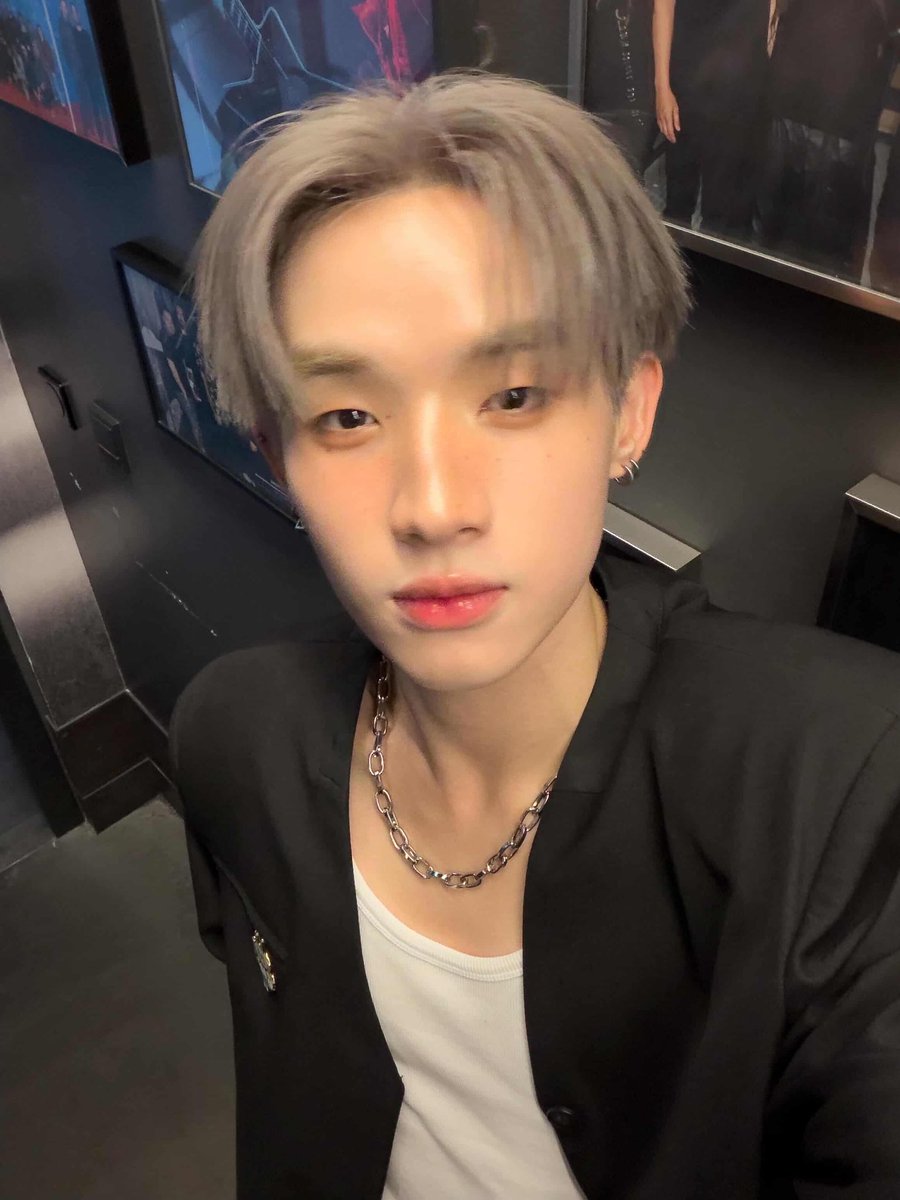 Stxrlight. tweet media