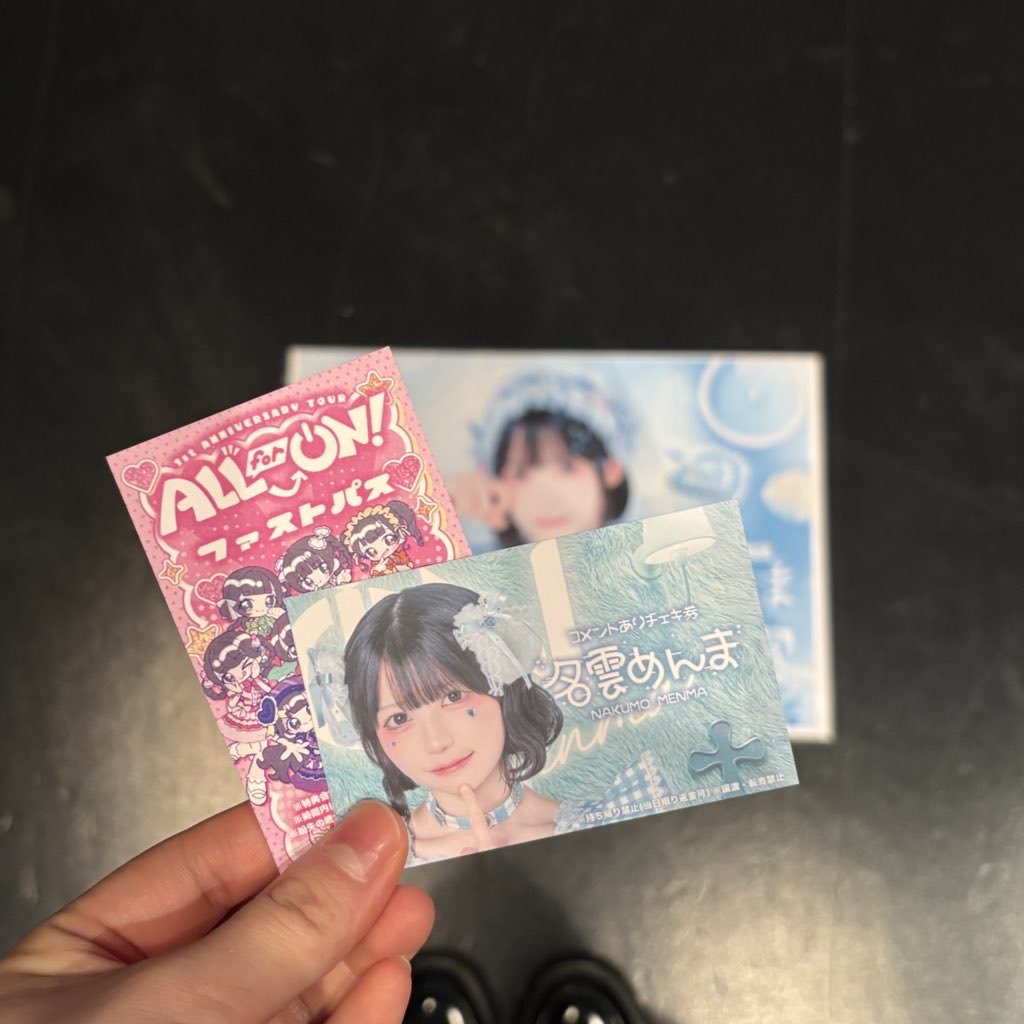 ちひろ tweet media