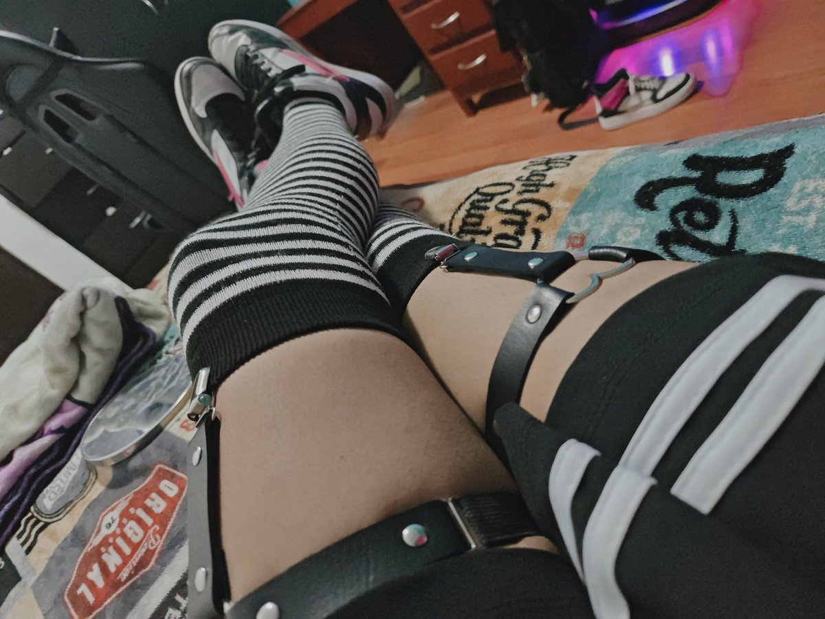 🖤 ABRIL🤍 tweet media