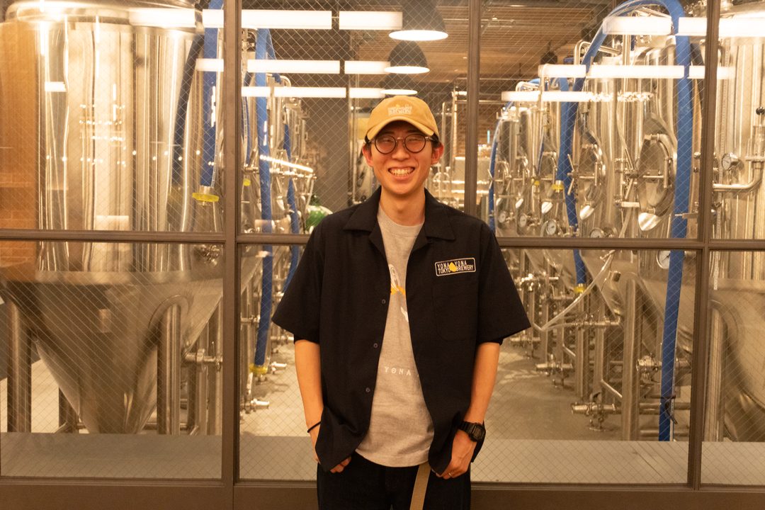 beergirl_net's tweet photo. 品川駅直結「よなよな東京ブルワリー」がついにオープン！編集部体験レポート🍺
https://t.co/5Kr99mcDYq

“クラフトビールを体験するための拠点”としてつくられた日本最大の駅直結ブルワリーレストラン。その魅力を体験してきました！店舗奥には醸造設備があり、できたてのビールを楽しむことも🙌 https://t.co/HMtRMfzdgt