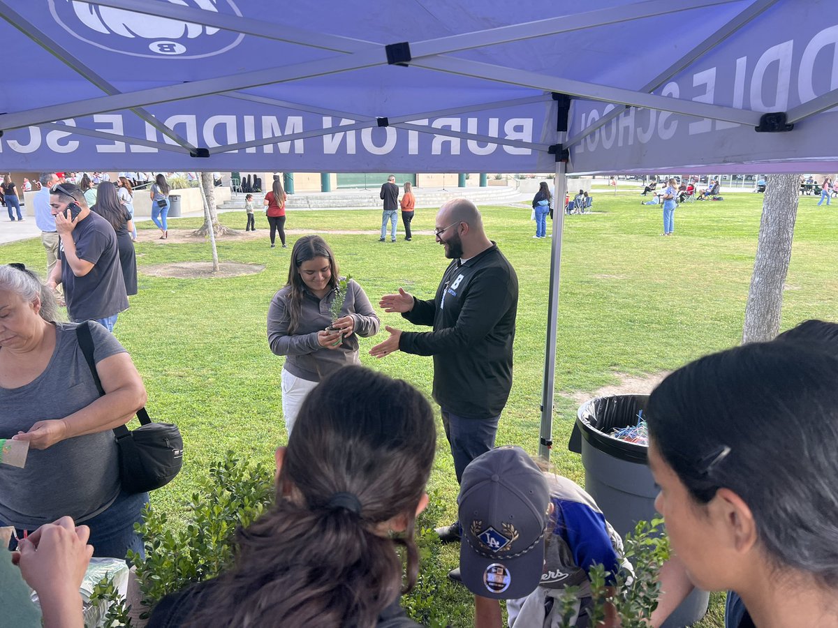 DavidShimer1's tweet photo. Another great Mental Health Event hosted by our Student Services Dept!  So many members of our school and community came together to show how we all support mental health for our families.  Proud that @BurtonSchools supports the whole child. https://t.co/OSuY9FZcDb