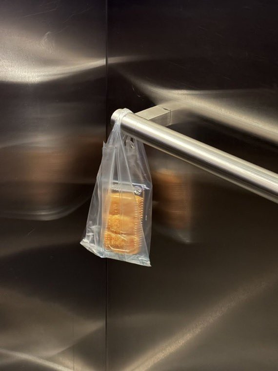 𝐌𝐊. tweet media