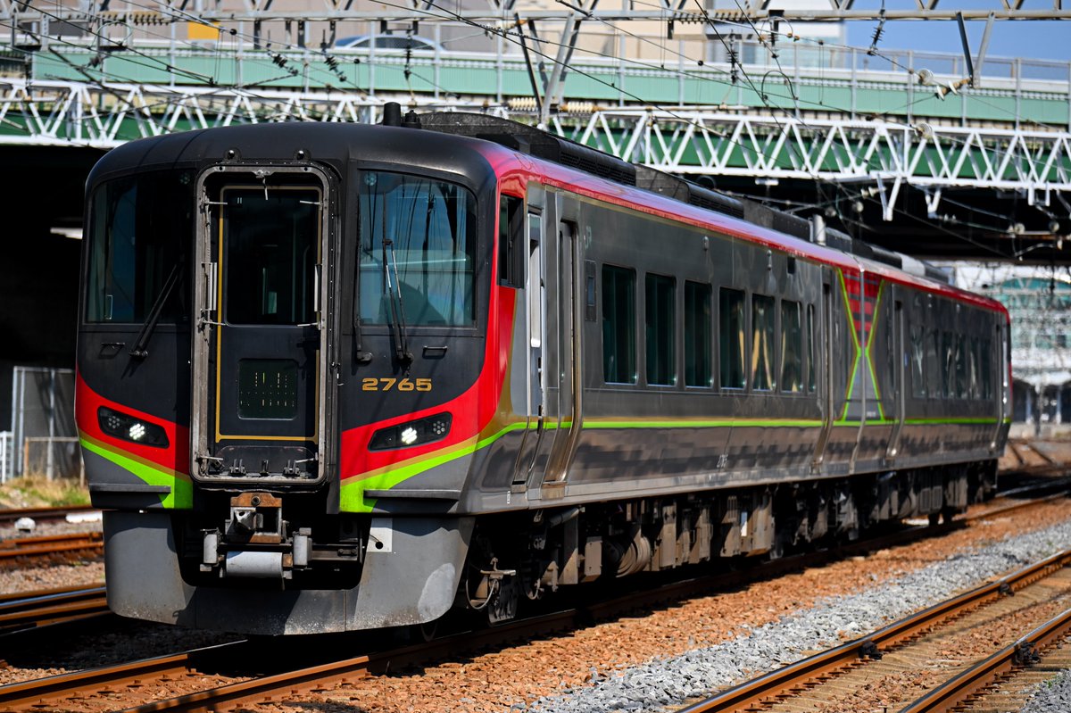 しずなこ tweet media